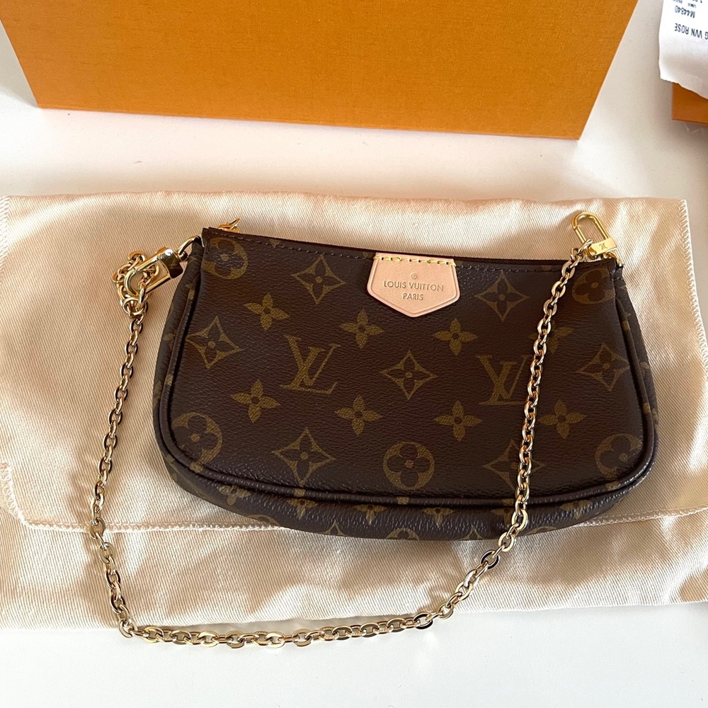 Authentic Louis Vuitton pink Pochette - Picture 8 of 17